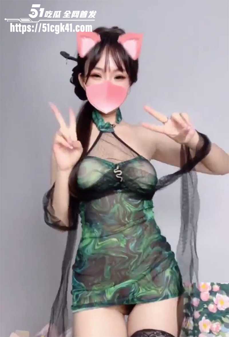 推特顶级舞姬美少女小仙云裸舞变装自慰视频流出8拷贝