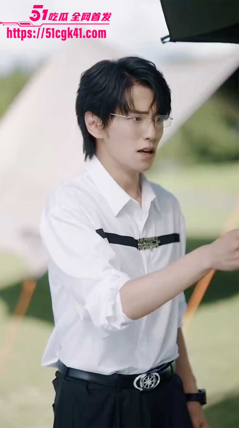 每日短剧《我能听懂动物说话》穿书后我竟能听懂听懂动物语言 所到之处全是命案现场
