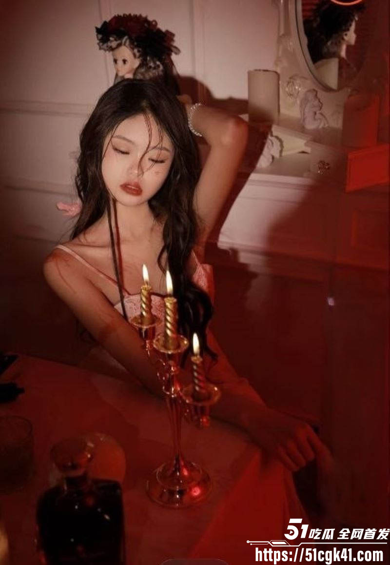 快手新晋嫩妹yan裸聊SM视频流出 3