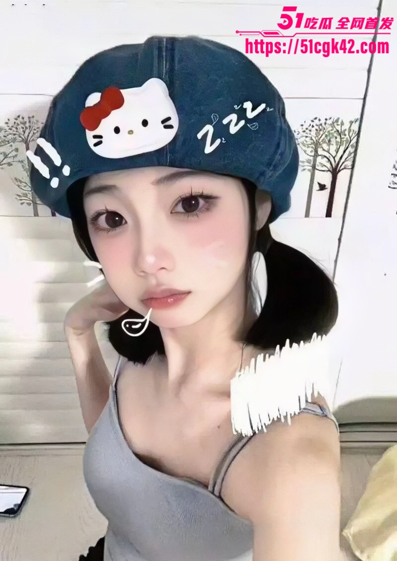 福建幼儿师范高等专科学校 冯晓萌 长相甜美私下却反差至极 与男友在床上翻云覆雨 各种姿势性爱！