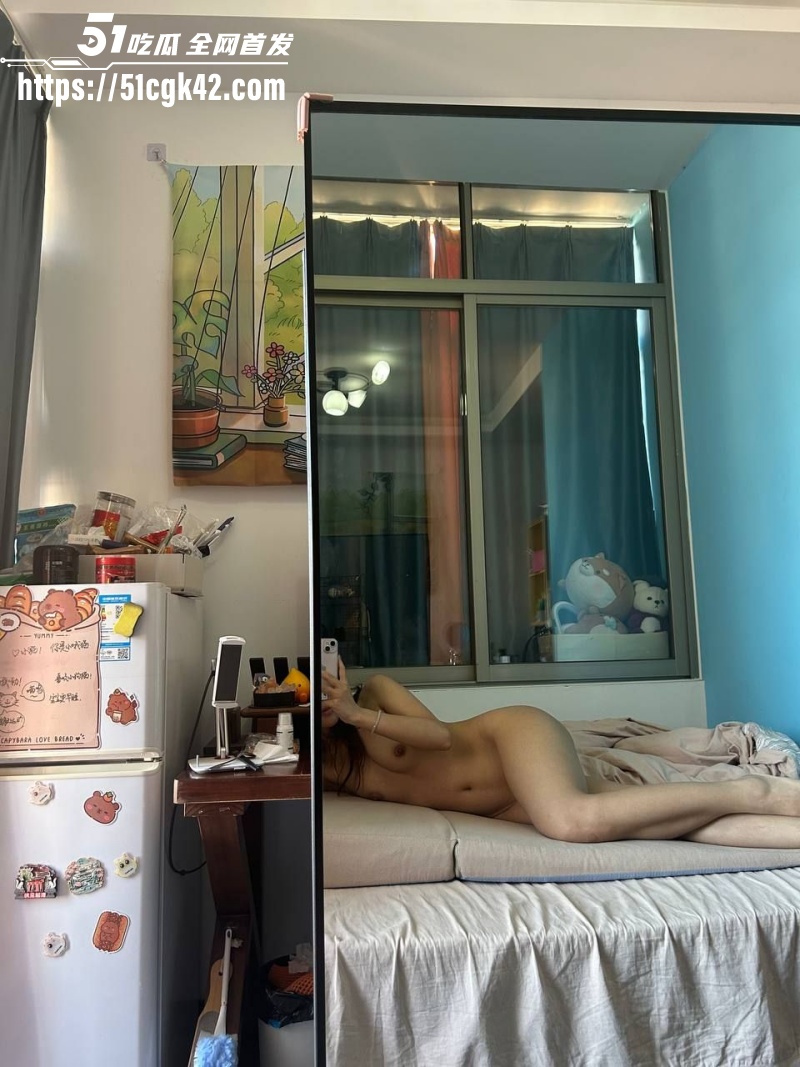 广州母狗 王萌 与异地男友视频裸聊曝光 私下做爱被男友大屌狂怼 呻吟骚浪诱人！