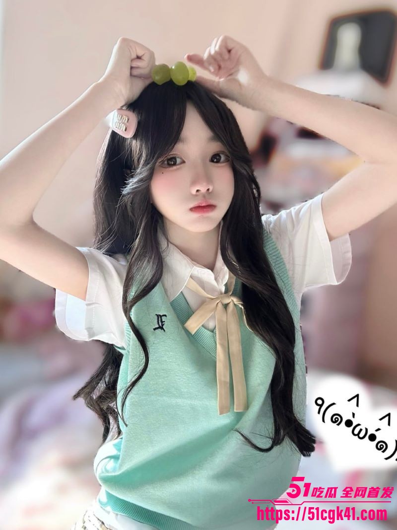 推特福利姬xiogu1177791裸舞自慰视频流出 4