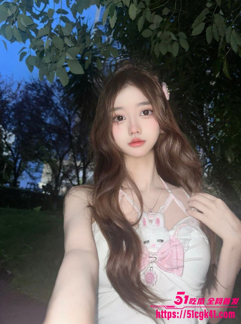 推特福利姬 xiogu1177791 裸舞自慰视频流出！声娇体软易推倒 小妖精勾引求操 淫靡画面勾人魂魄！