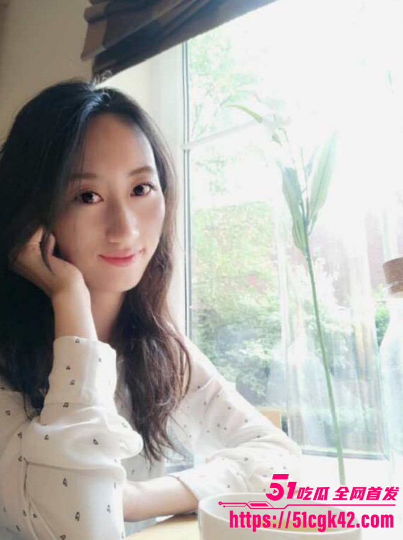 极品骚货人妻 前凸后翘极品身材 跳蛋自慰淫水四溢 女上骑乘无套内射！