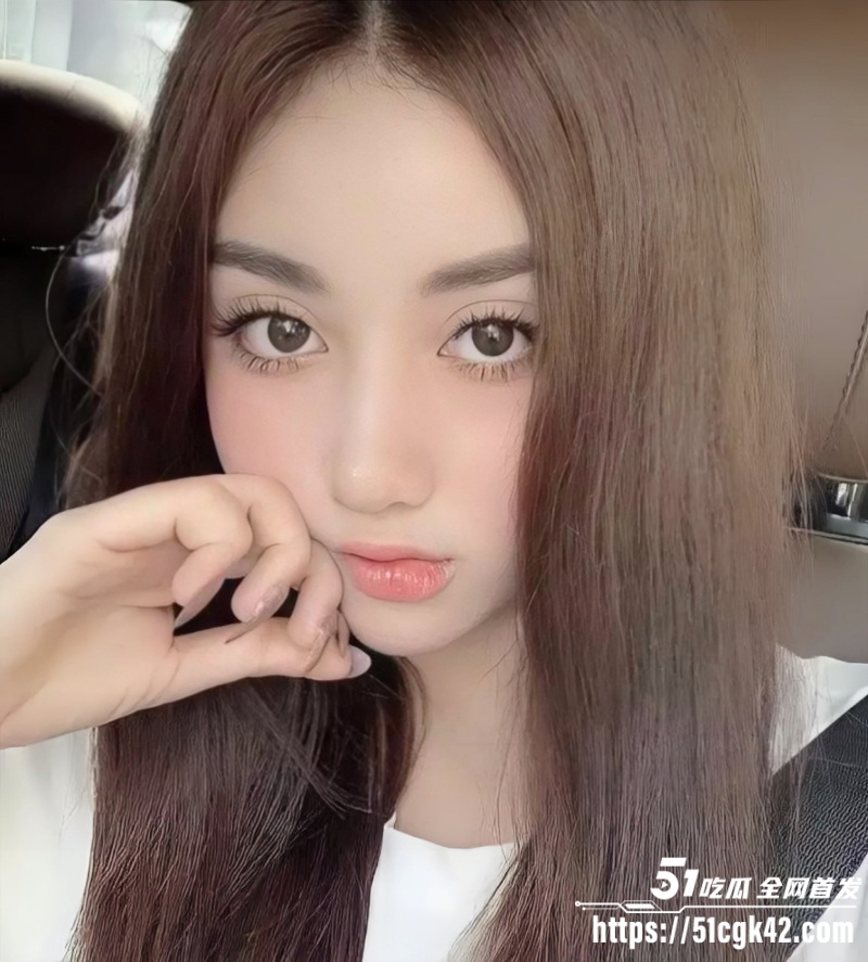 越南辣妹 董氏美玲 私拍曝光 与富豪男友深喉口爆 口技一流让人欲火焚身！