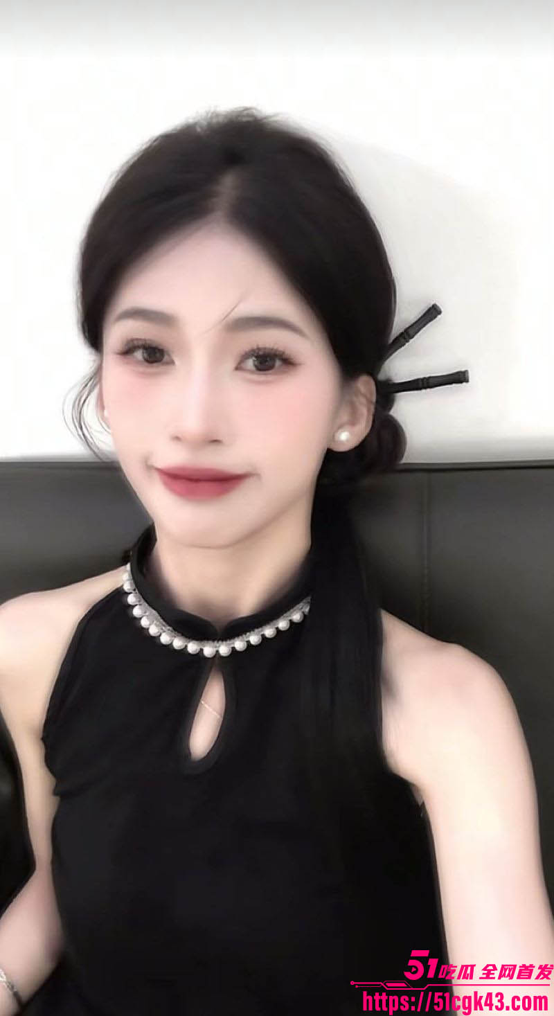 河北地质大学李雪婷被学长诱惑开房 2
