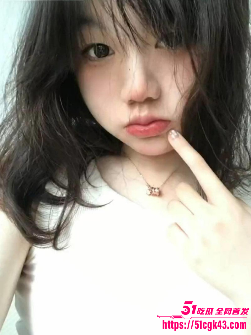 河北秦皇岛北戴河张念一自慰视频03