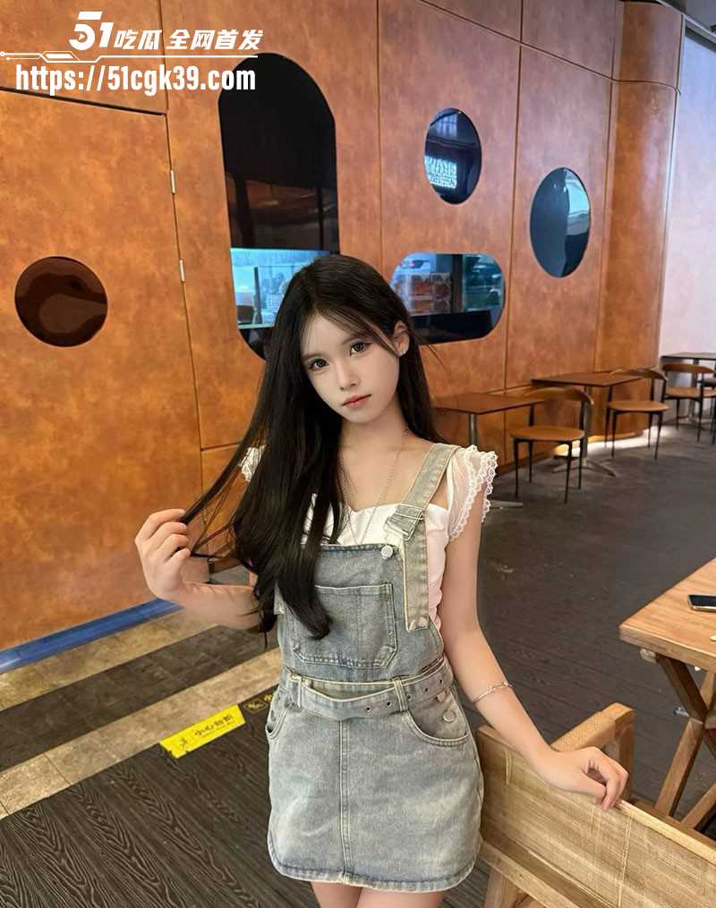 与妹妹的点点滴滴偷看妹妹洗澡被勾引02