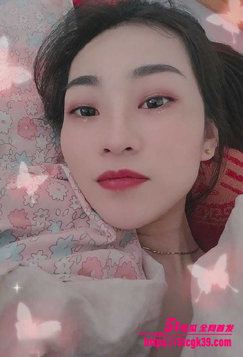高颜值反差女友被调教视频曝光 2 拷贝