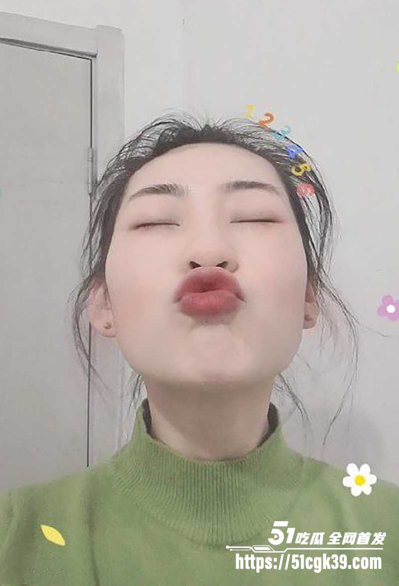 高颜值反差女友被调教视频曝光 4 拷贝