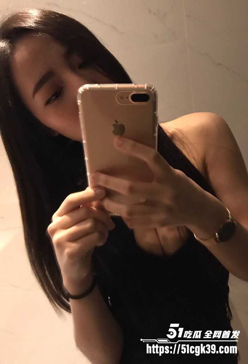 极品高冷美女 不雅视频流出！被富二代包养成淫娃 露脸挨操玩口交 边插边被强制唠骚话 乖巧淫荡超反差！