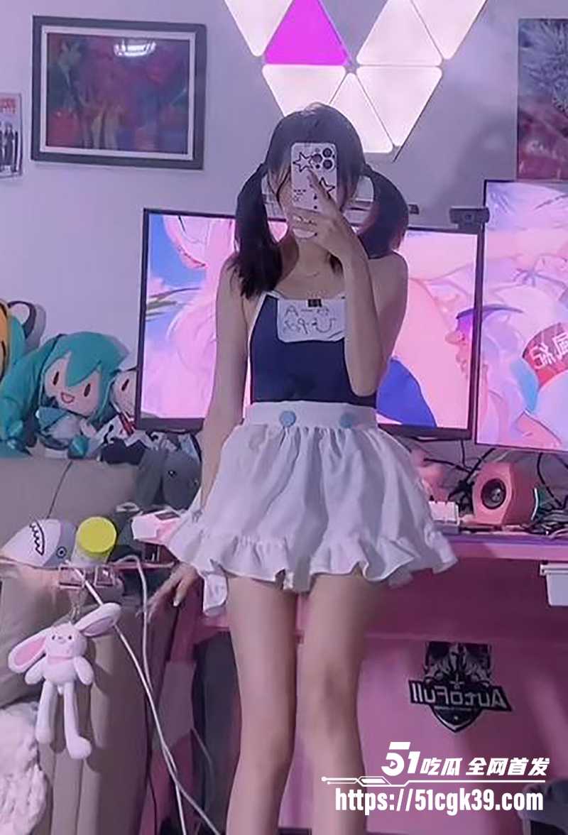抖音网红晗堡包不雅视频曝光 2 拷贝