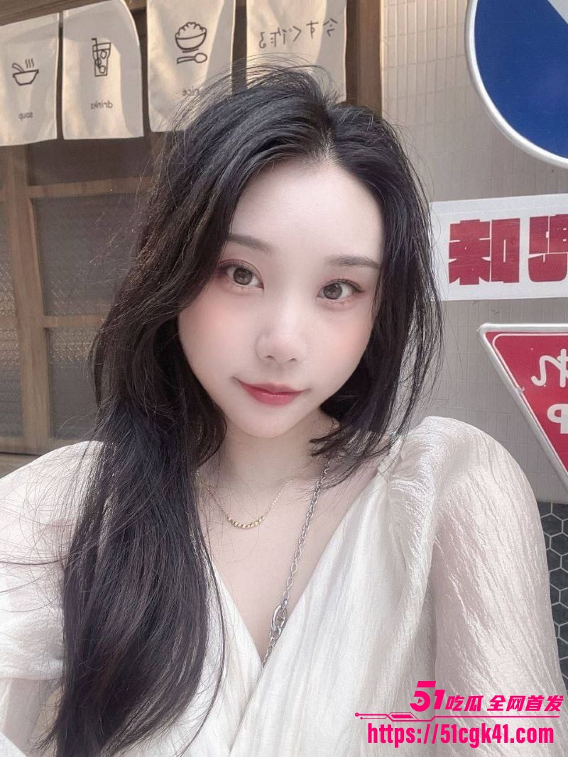 浙江舟山新婚人妻 胡娜 私密视频流出 床上揉胸吃鸡狂秀舌技 巨乳撅起被内射 白浊流出！