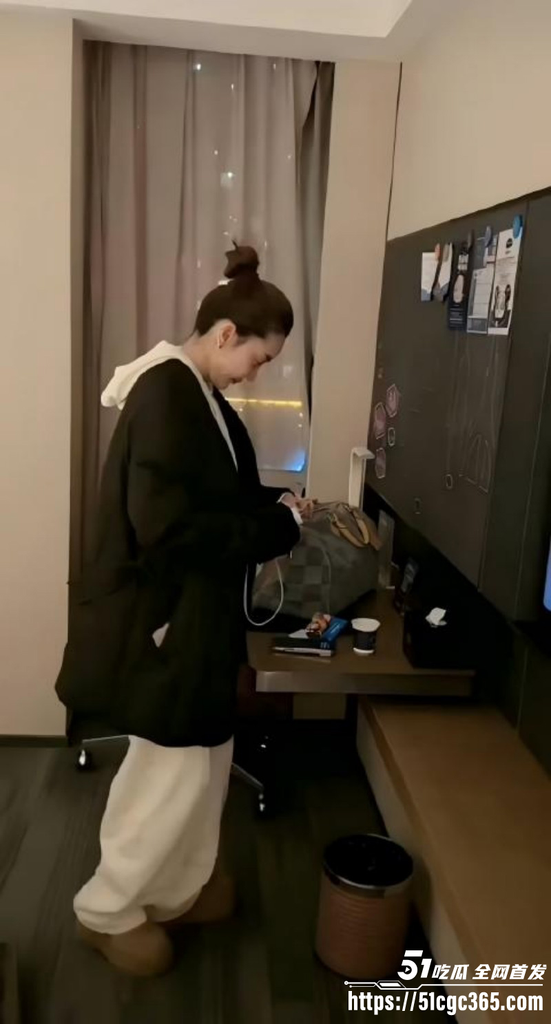 李天佑求婚崔阿扎被曝黑料030