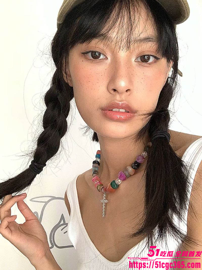 欧美系美女庞培琪不雅视频曝光 5