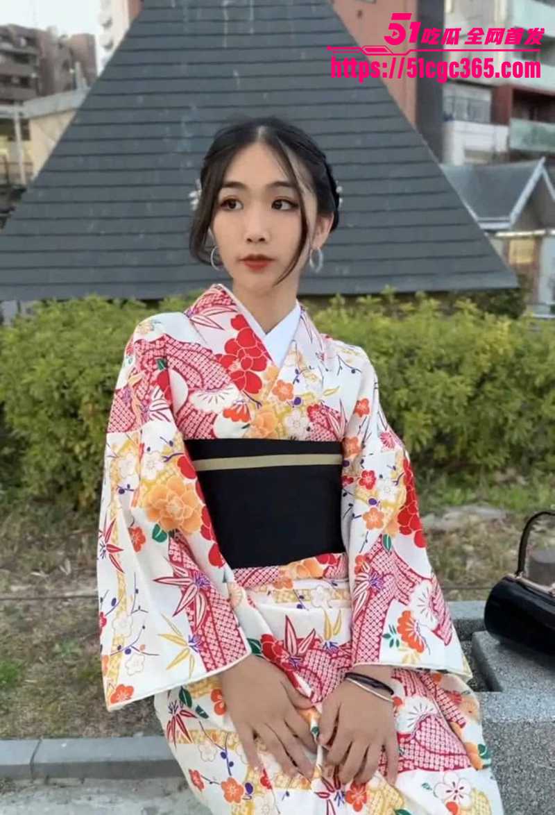 台湾少女网黄 兔子布朗尼 性爱合集流出 炮机自慰SM调教 花式做爱口爆吞精 纯欲反差淫值爆表！