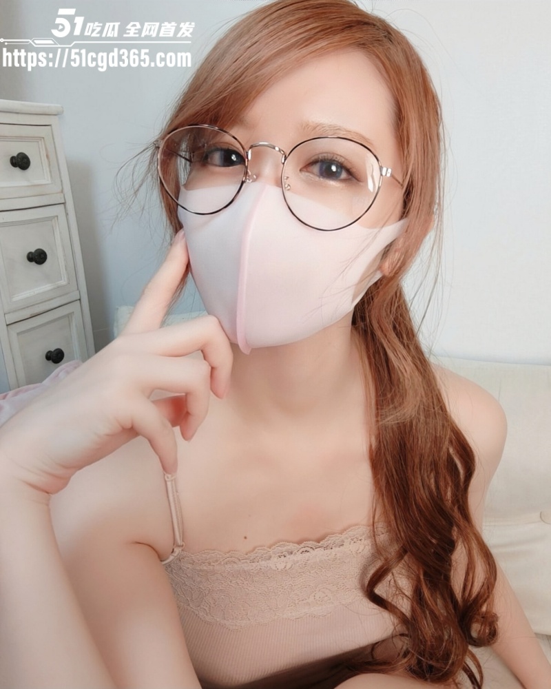 粉嫩美乳女神御姐 rokumaruda 胸型绝美水滴奶巨乳 各种道具抽插自慰 高潮连连浪叫不停！