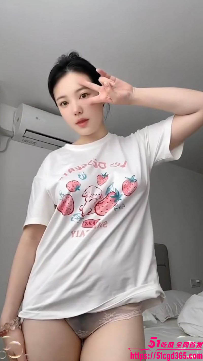 抖音网红软情好似豆花生儿付费定制福利视频 3