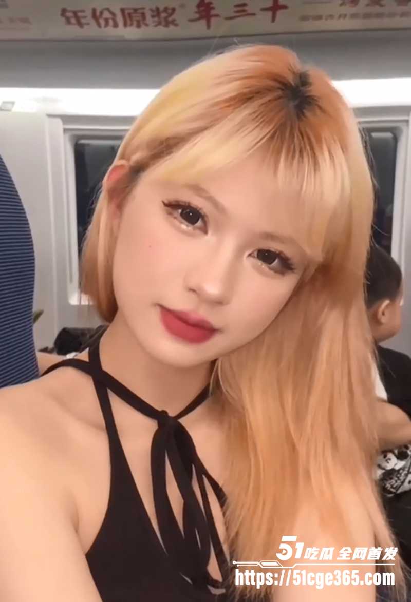 反差时尚美女性爱自拍视频曝光 3 拷贝