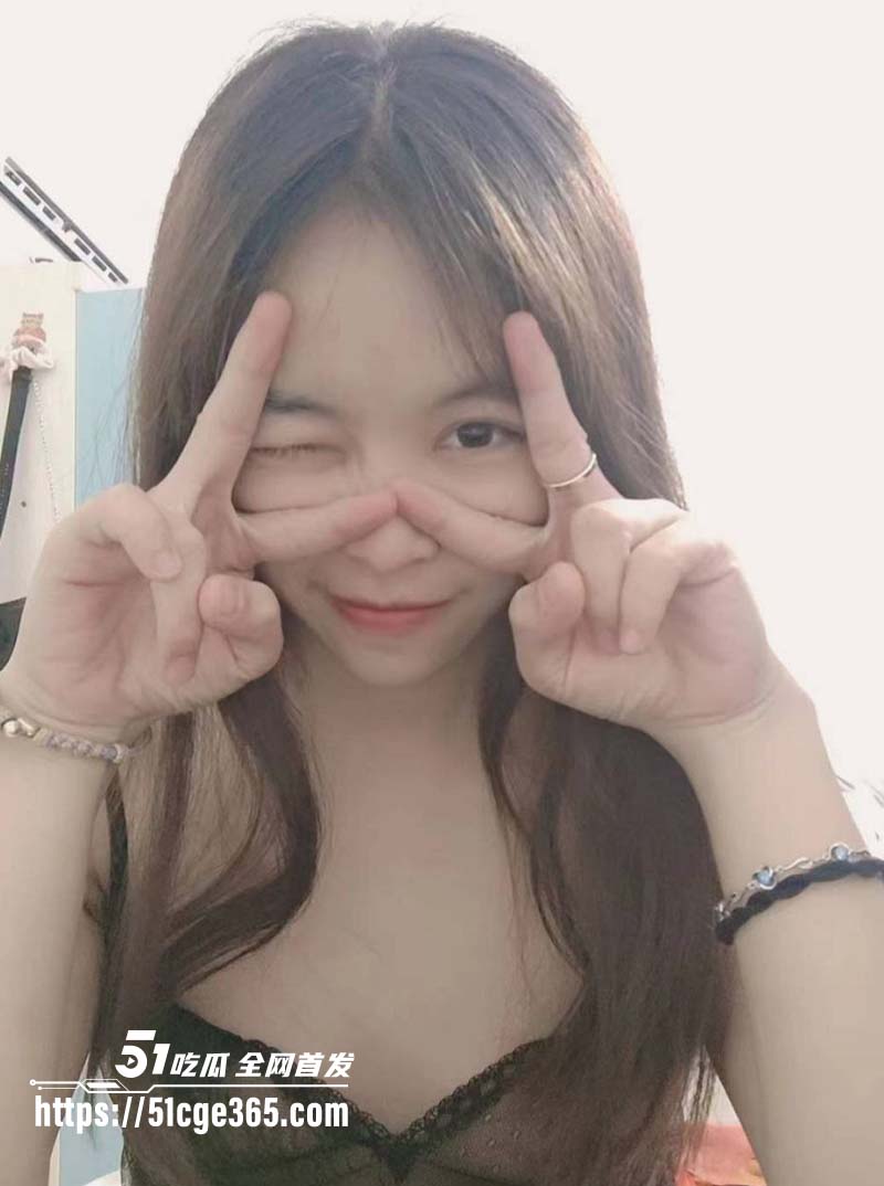 河南新乡小少妇出轨视频4