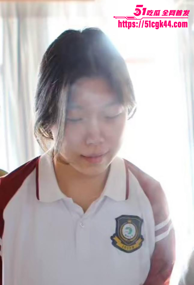 郑州七中张露菲 不雅视频曝光 5 拷贝