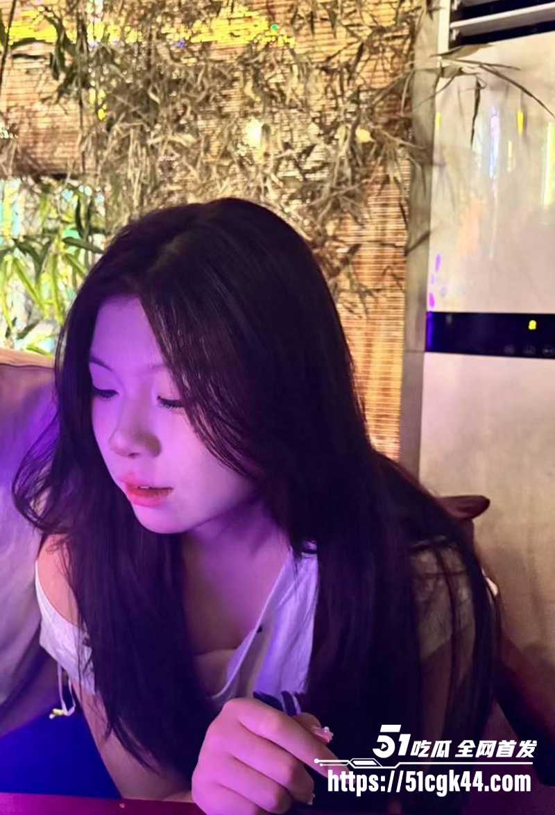 郑州七中张露菲 不雅视频曝光 2 拷贝