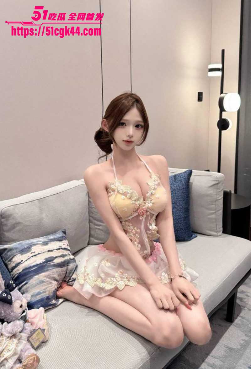 推特极品李恩秀黑丝渔网童颜巨乳诱惑视频流出4拷贝