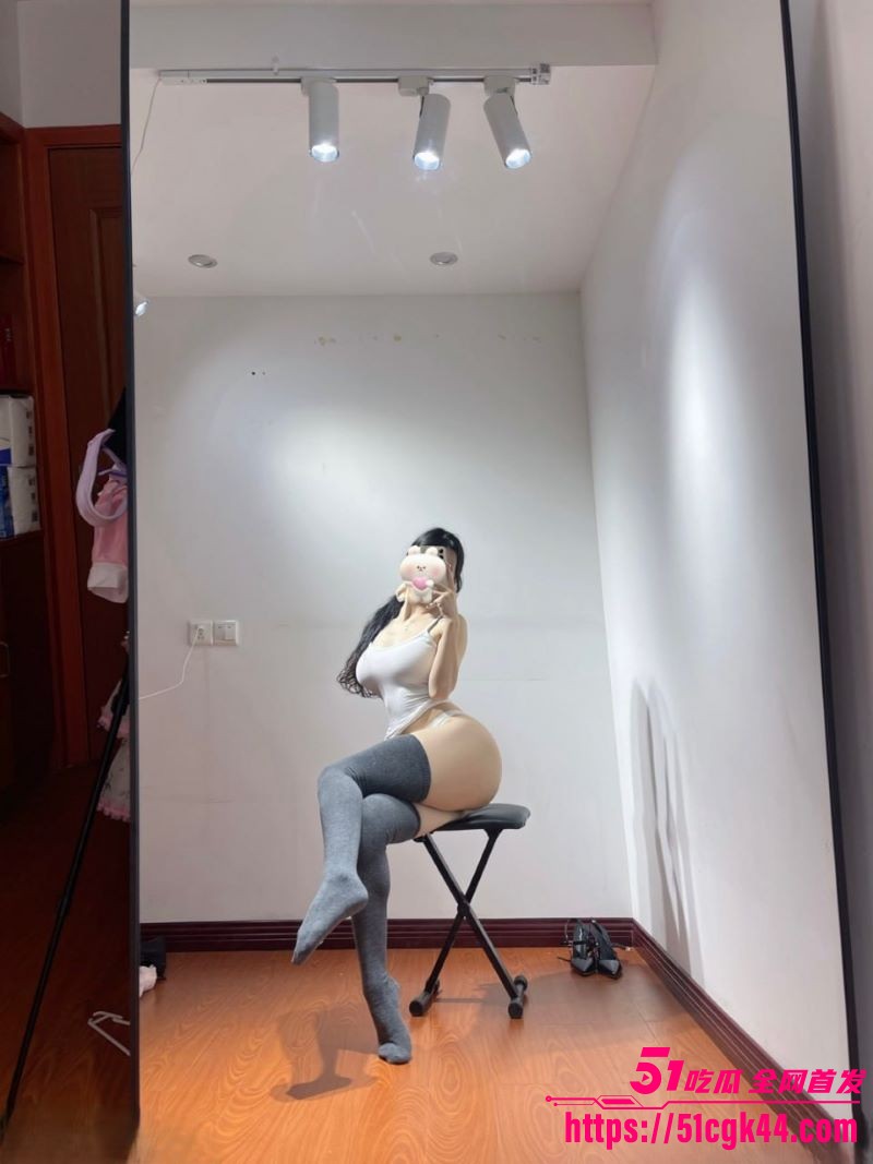 推特性奴母狗纯情小初私拍合集曝光 4