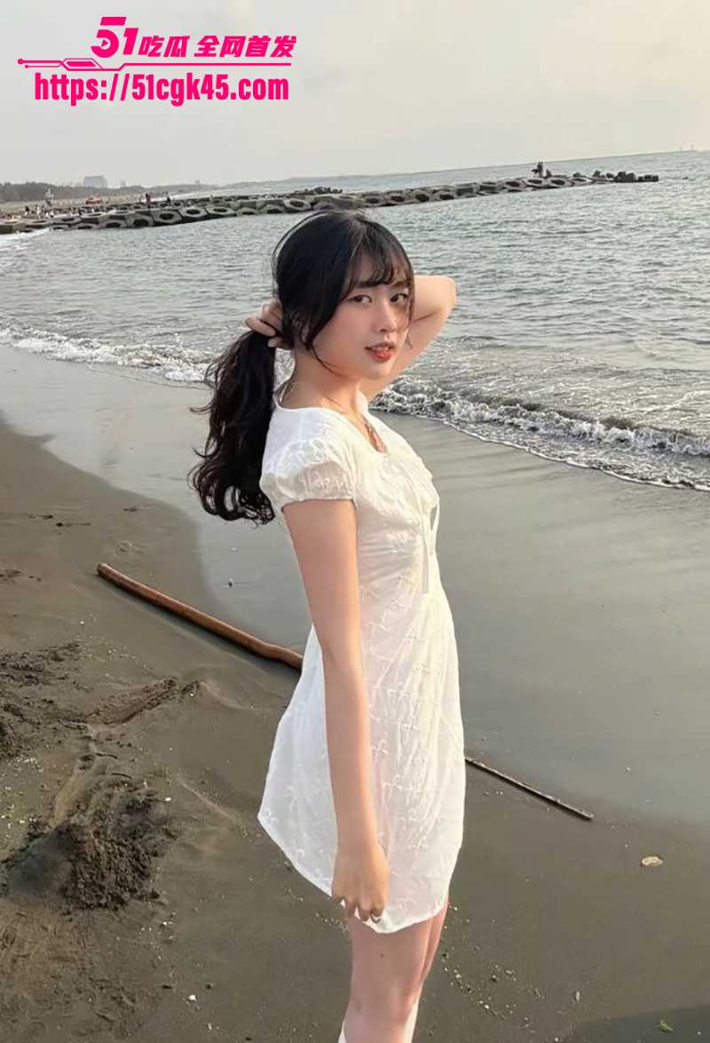 超嗲台湾小妹和男友做爱私拍流出 5 拷贝