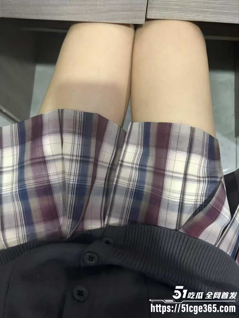 河北保定冀中职业学院温雅玲下海02