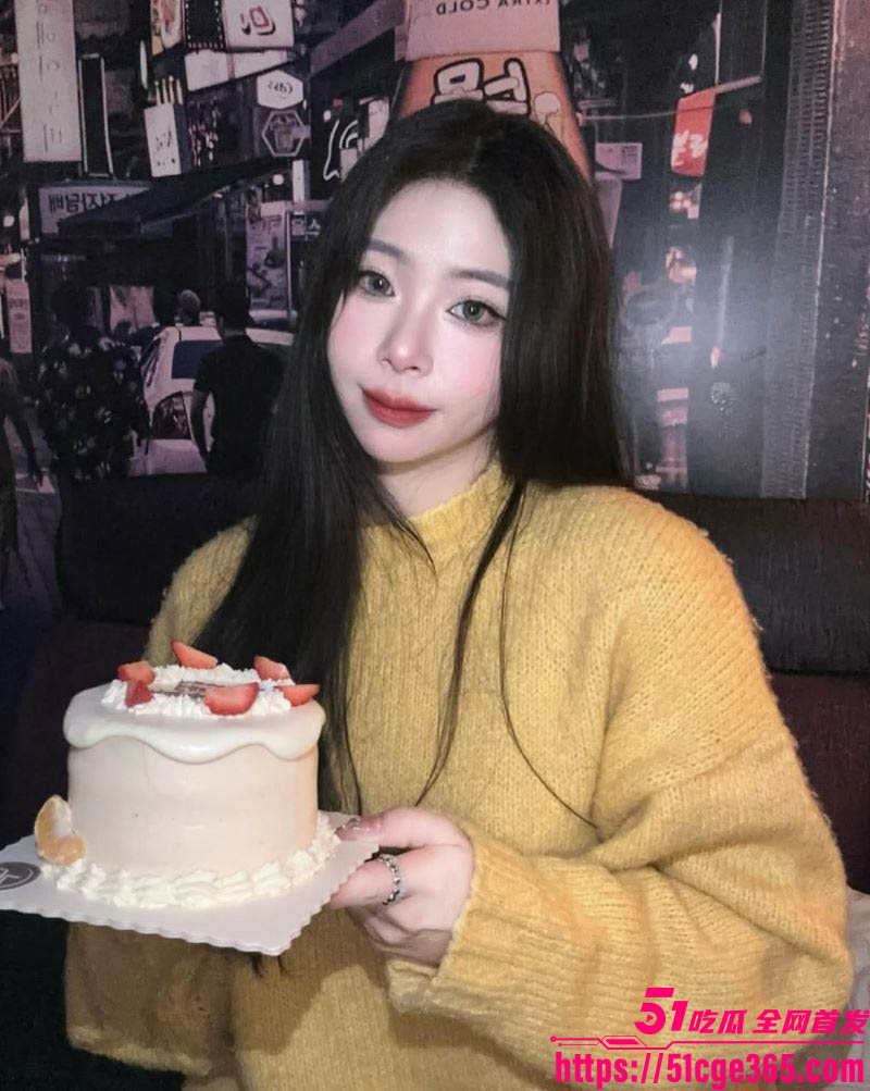 服装店老板娘莫娜惨遭前男友泄密 7