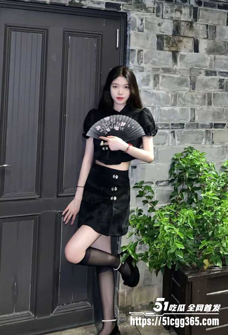 广州花都学院篮球啦啦啦队员郭雨萱不雅视频曝光4拷贝