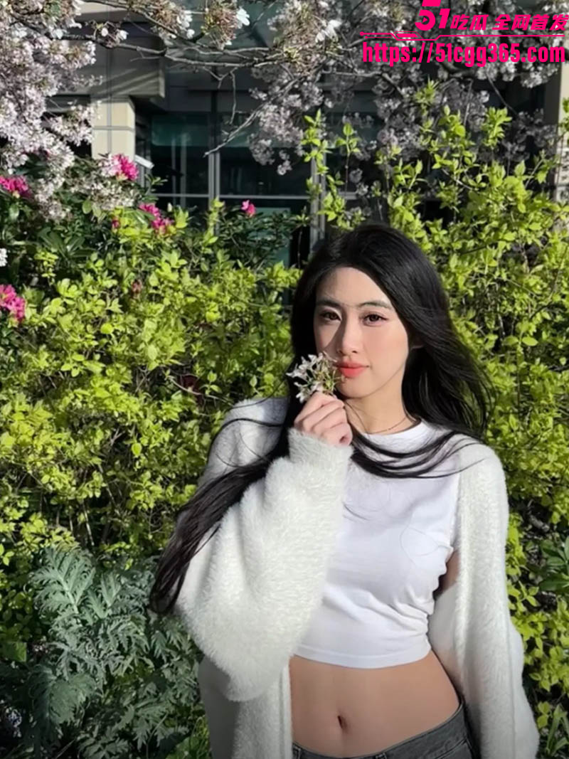 瓜友投稿 谢菲尔德大学音乐系反差婊 王天跪舔拜金 人前高冷女神 私下口交无套内射！