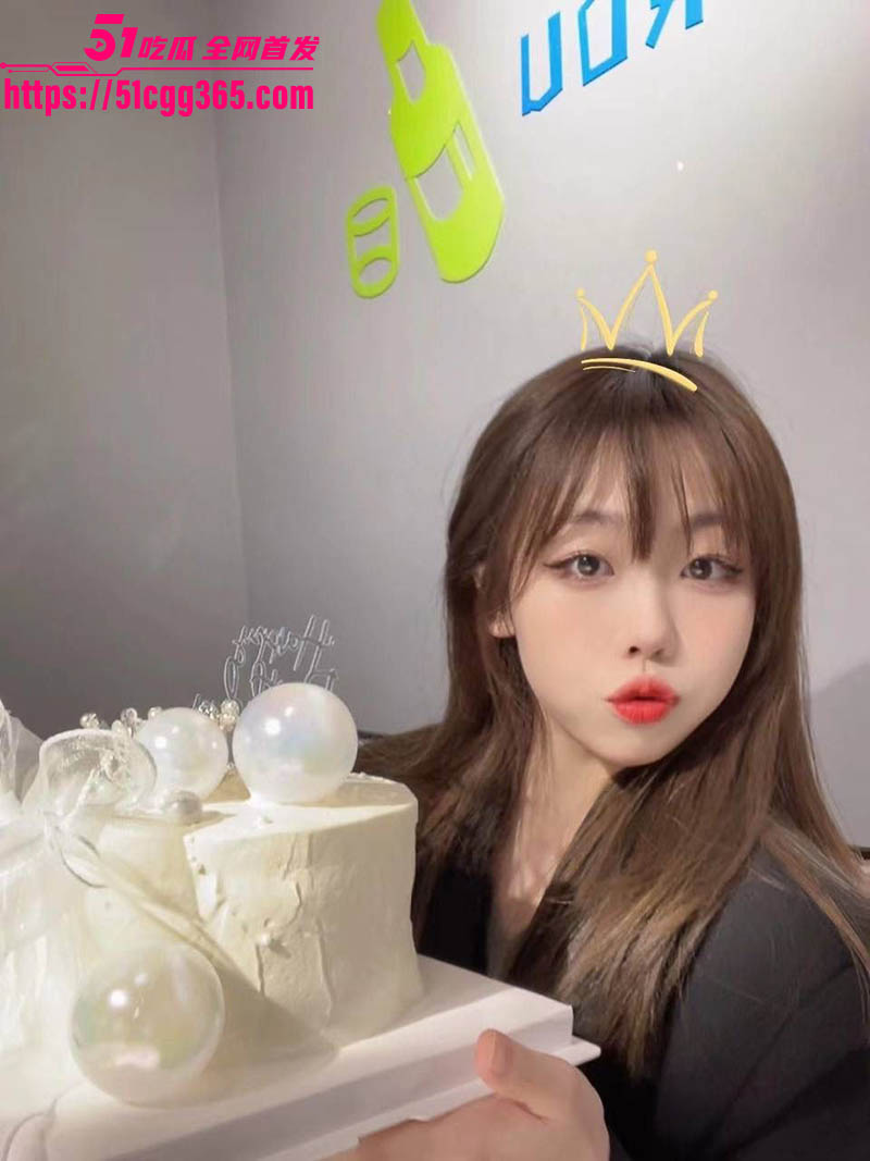 辽宁大连骚货 张子怡 私密视频流出 狼牙套女上位淫叫榨精 画面香艳刺激感官！
