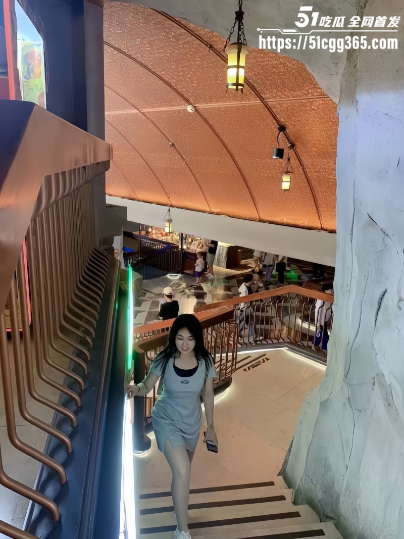 浙江学生妹自慰视频被男友曝光 手指狂抠粉嫩蜜穴白浆溢出 让人欲火焚身！