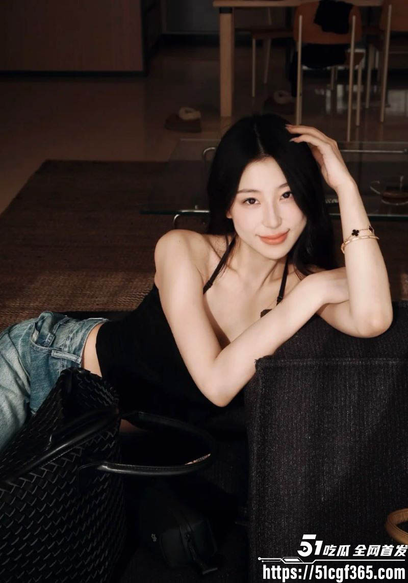 高颜值网红木子李被金主包养曝光！ 6
