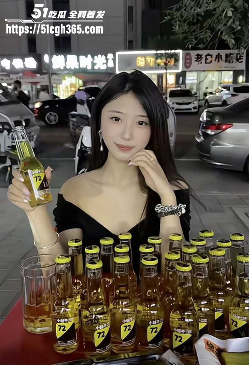 郑州清纯美女性爱调教视频流出 塞着跳蛋被男友爆操 爽到抽搐潮喷 撅臀指奸虐穴 骚得一塌糊涂！