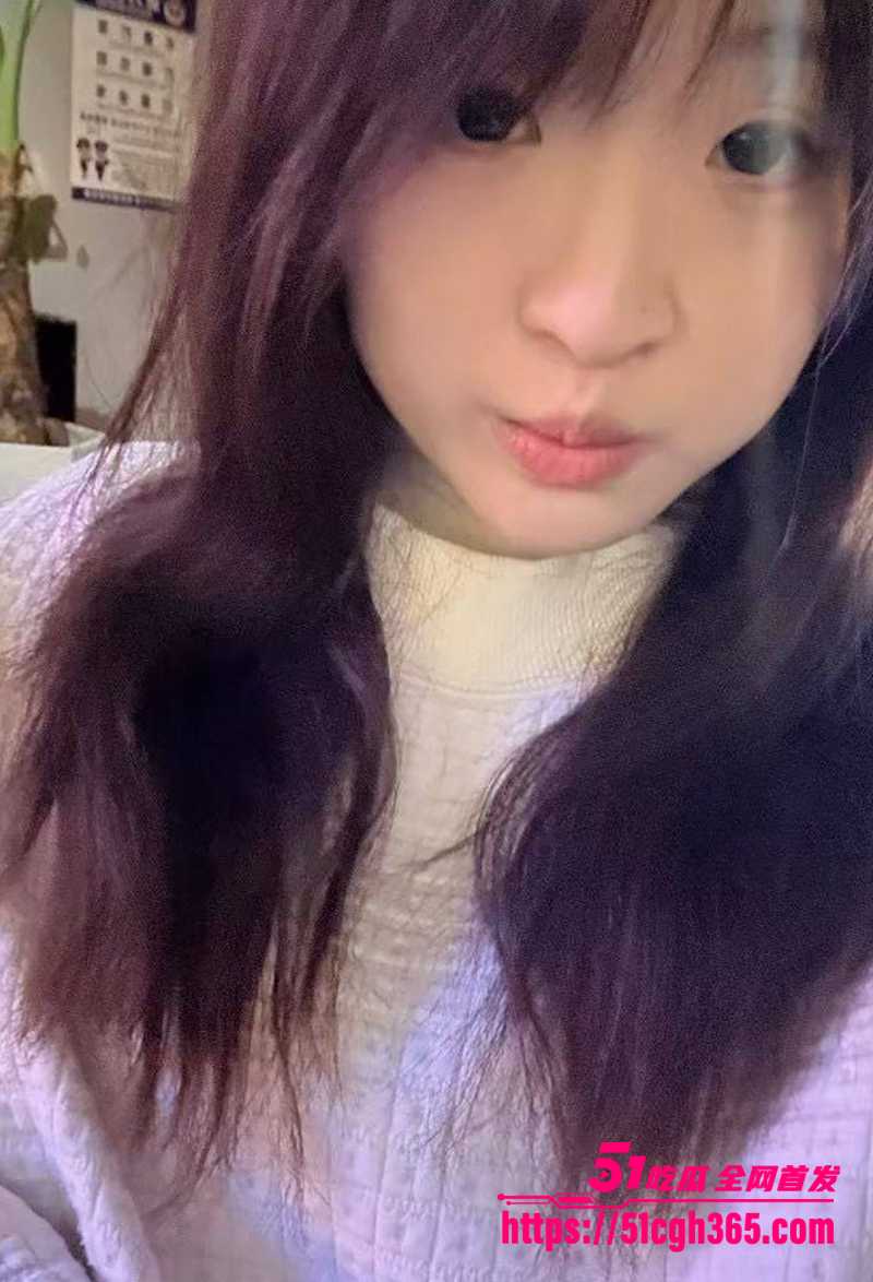 长春小美女 李玥 偷情视频流出 露脸舔屌口活好 主动拍无套挨操 网友笑称 东莞妓校高财生！