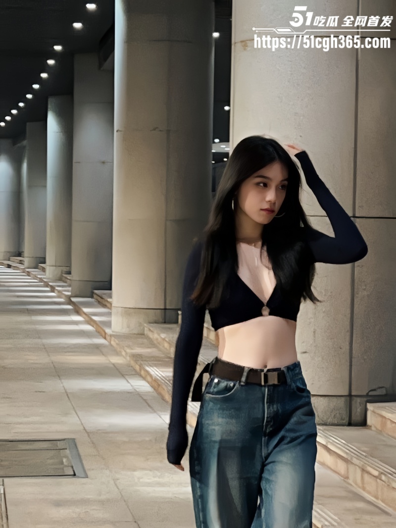 济南大学情侣做爱视频流出 超高颜值极品身材小女友 情趣黑丝诱人至极 白嫩肥臀疯狂榨精！