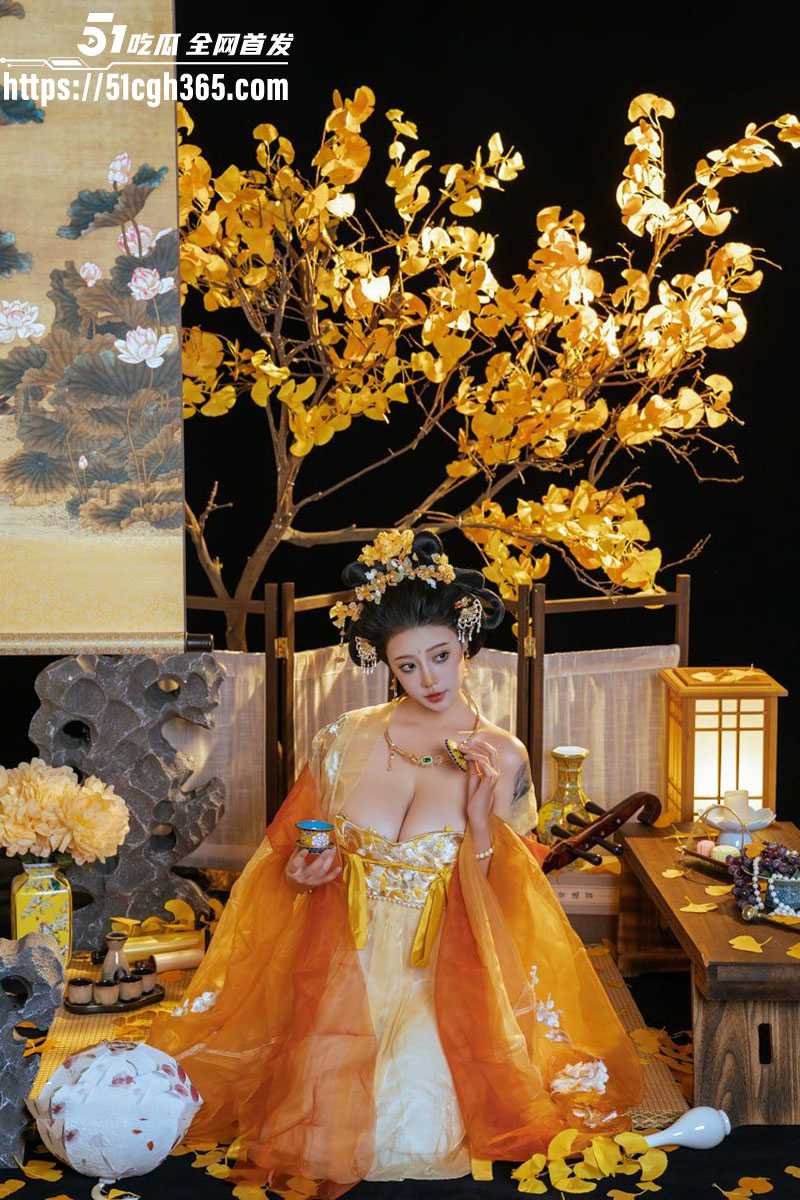 极品福利姬 奈汐酱nice 国庆付费古风写真流出 肥臀巨乳撩魂 白虎骚逼若隐若现无比诱惑！