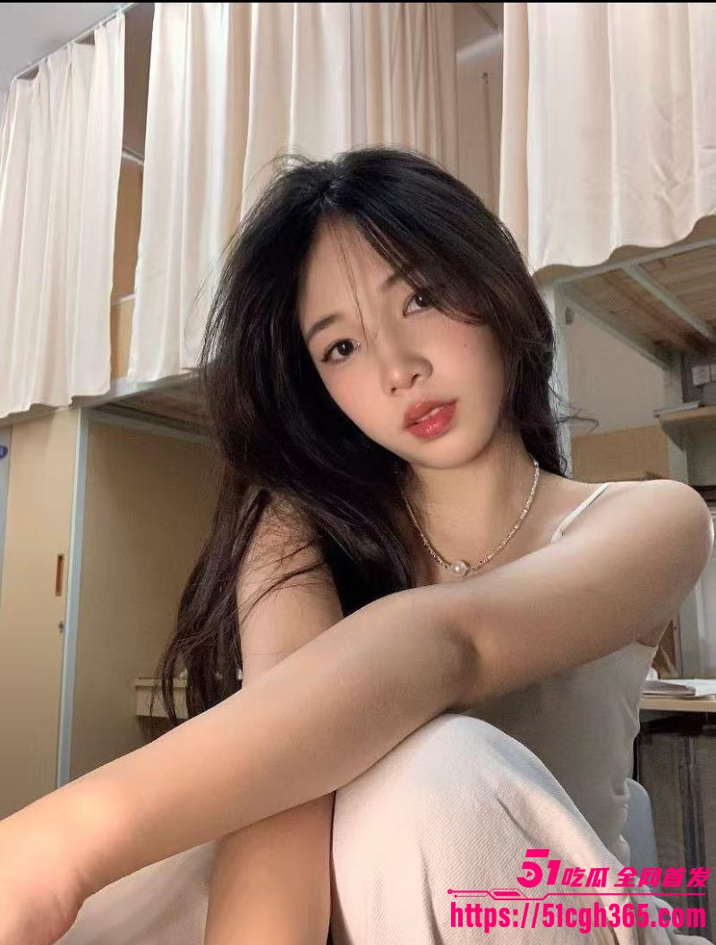 景德镇陶瓷大学张秋涵下海视频曝光 3