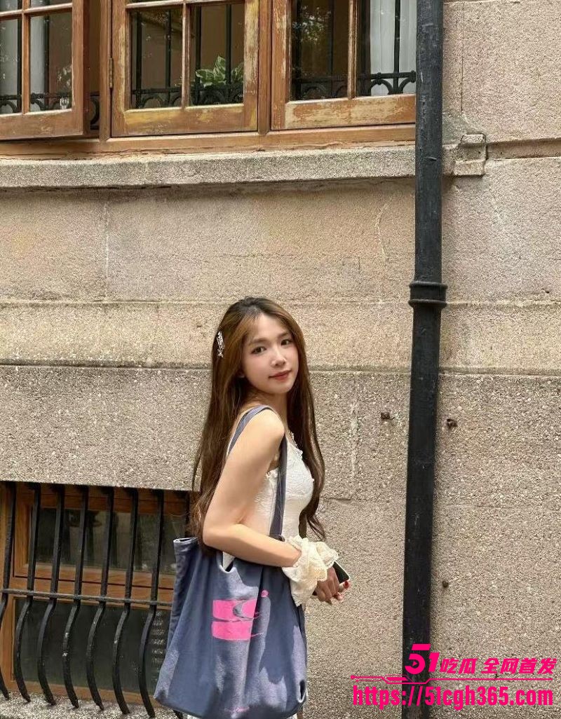 景德镇陶瓷大学张秋涵下海视频曝光 5