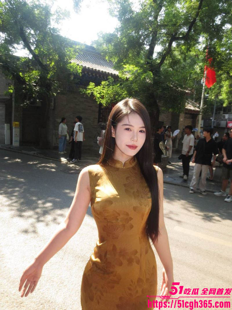 海角乱伦大神教师母亲萍姐新作 2