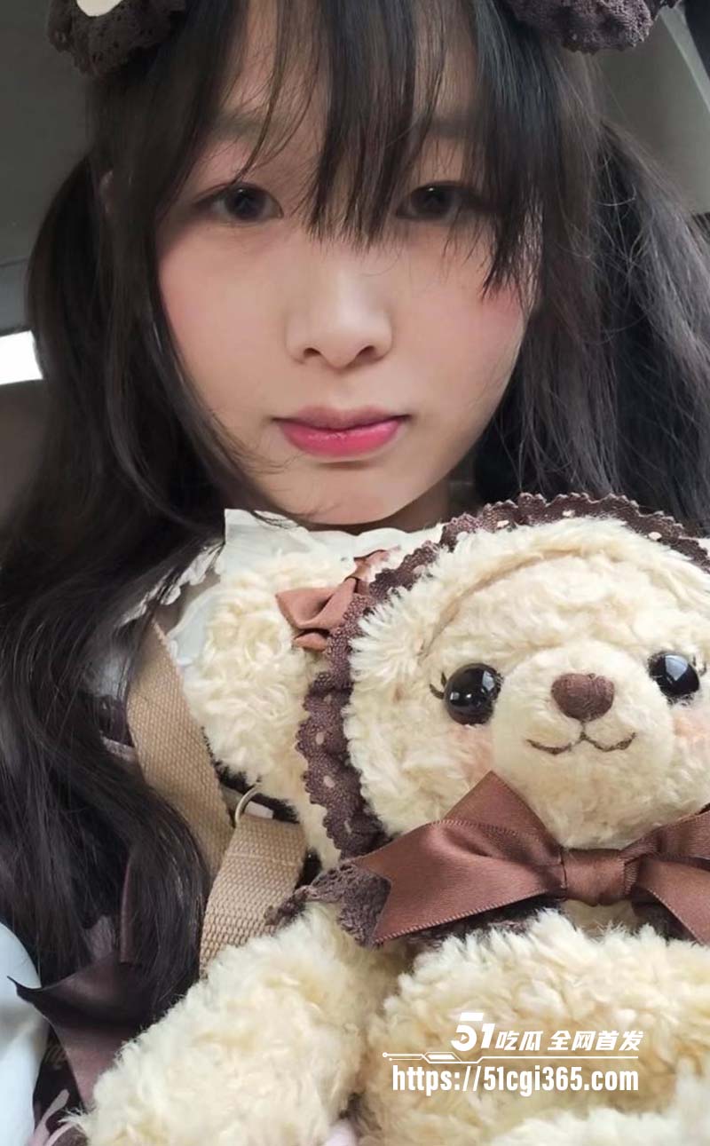 广西南宁小萝莉舞蹈尤物王惠芸炸裂曝光 金主定制裸舞乳夹淫纹 取悦金主在屏幕前肆意扭动