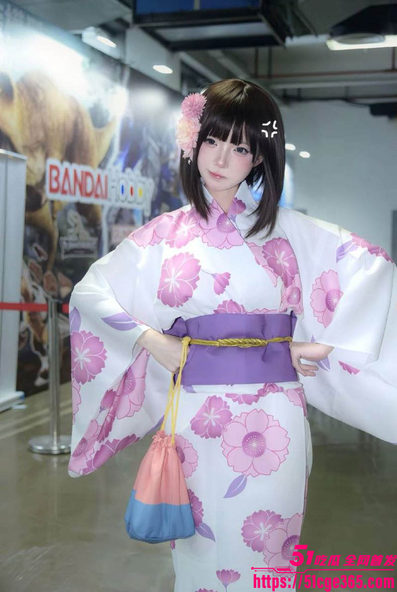 抖音美女coser鸢饱母女联手爱情骗局曝光 5