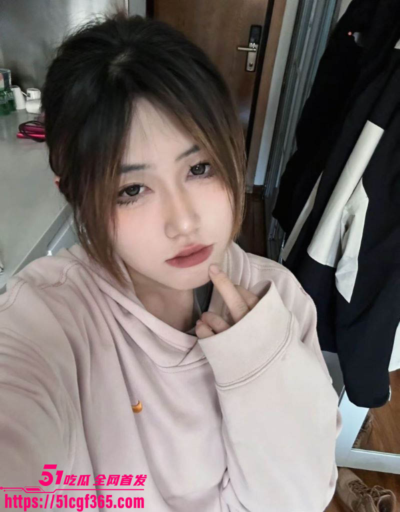 安徽酒吧营销小妹被调教视频流出 5