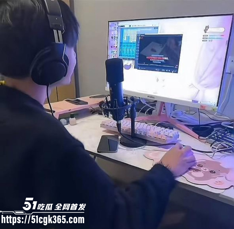 抖音网红少涵曝光伍六七出轨011