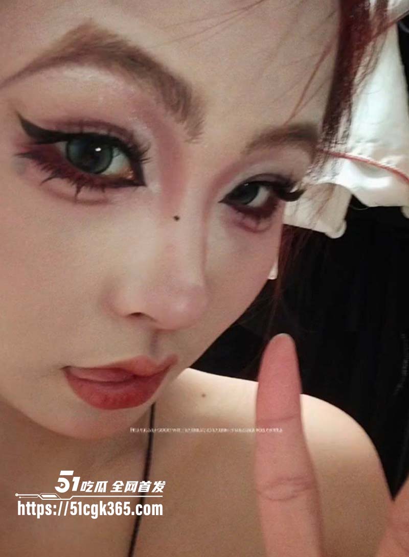 广西南宁大奶陪酒女胡思思4