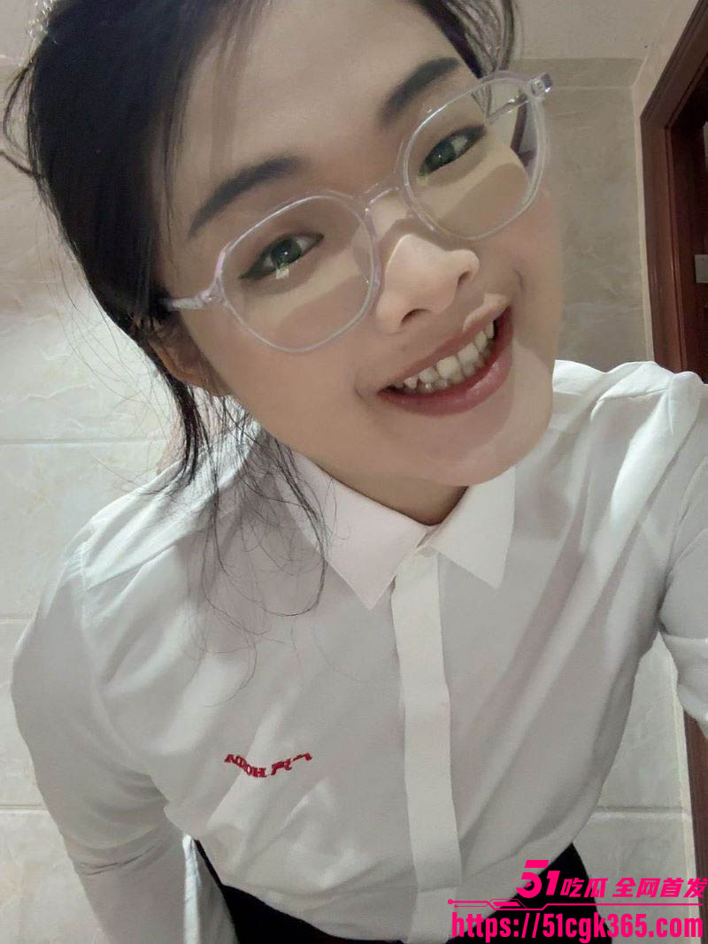 广汽本田北部湾店李婉婷闺蜜偷手机曝光私密视频 2
