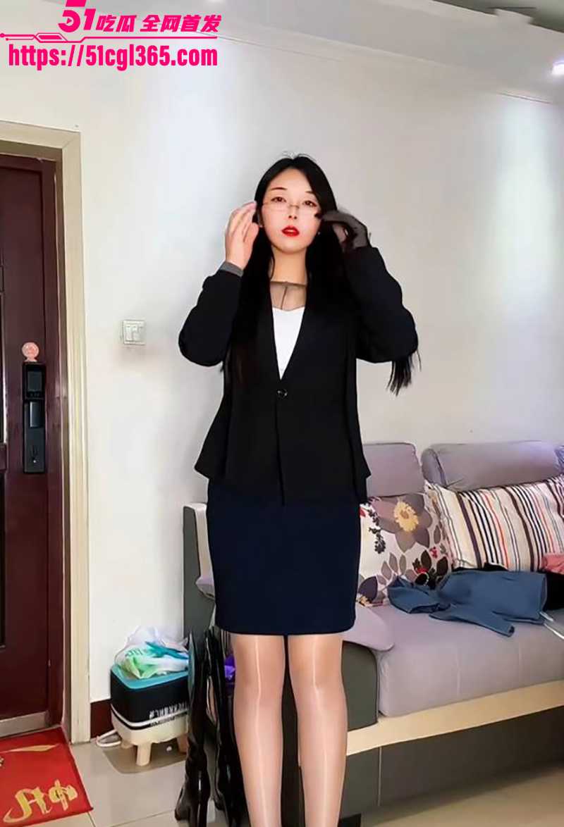 快手30万网红小李老师裸聊视频流出 6 拷贝